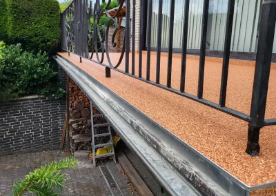 steinteppich auf einer terasse